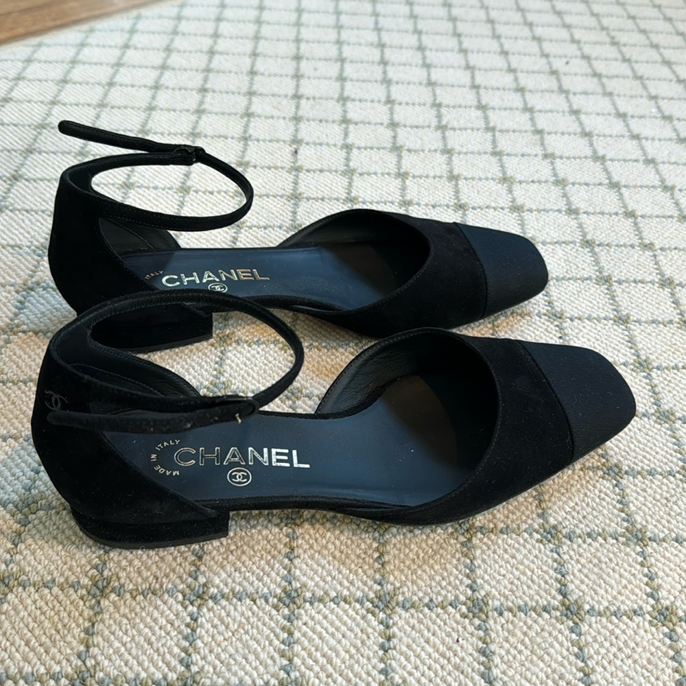 Chanel velvet and grosgrain ankle strap D’orsay flats, Size 38.